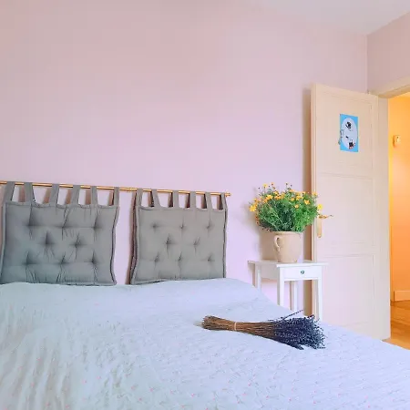 Tatil Evi House With Pool Near Park Guell